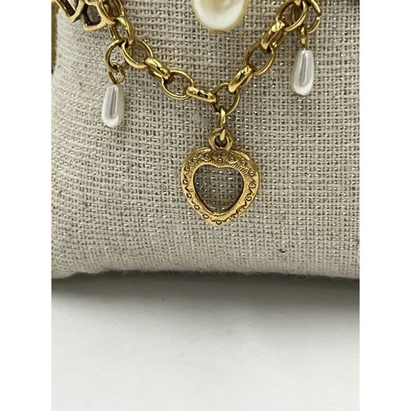 Vintage Gold Tone Hanging Draped brooch Faux Dangling Pearls and Hearts - Picture 9 of 10